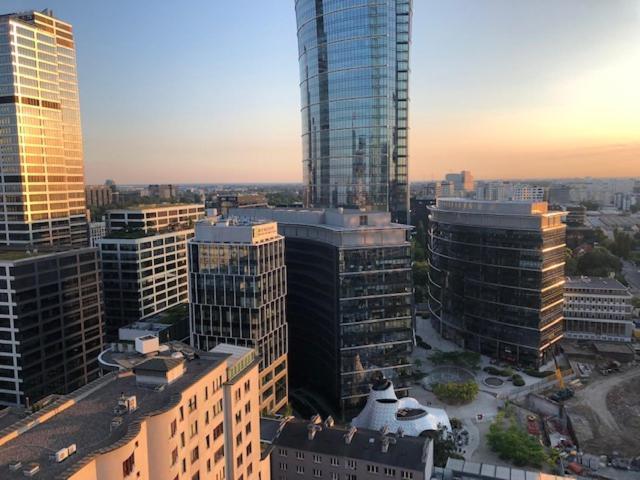 Luxury Apartments In Platinium Towers ワルシャワ エクステリア 写真
